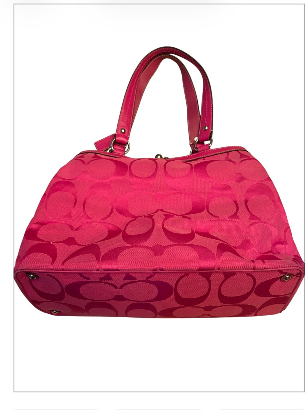 Coach Signature Laura Carryall in Magenta/Hot Pink. 14940 - Picture 3 of 16